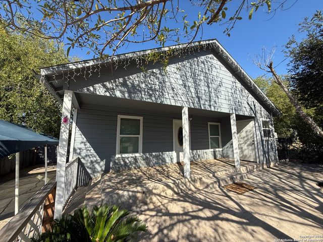 359 N San Horacio, San Antonio, TX 78237