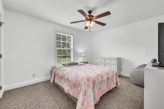 3669 Fox Tail Dr, Clarksville, TN 37040