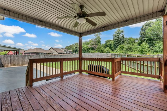 3669 Fox Tail Dr, Clarksville, TN 37040