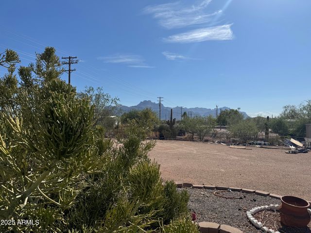 851 E JUNCTION Street, Apache Junction, AZ 85119