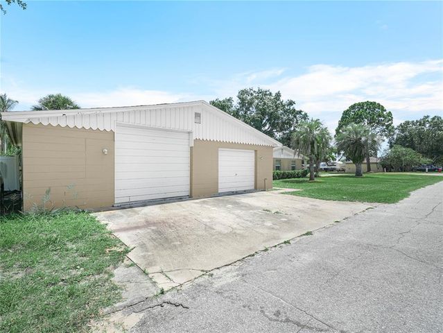 320 8TH STREET N, Dundee, FL 33838