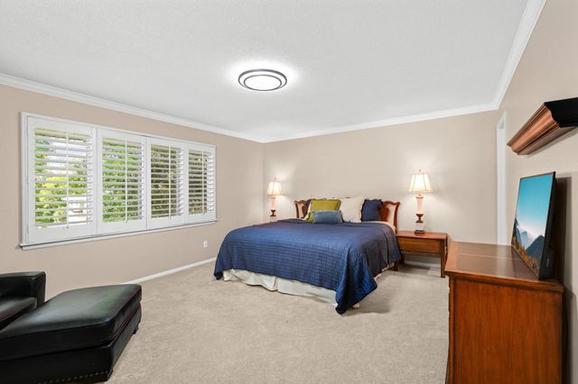 5315 Malibu Drive, Edina, MN 55436