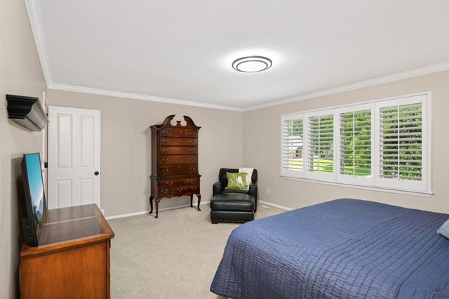 5315 Malibu Drive, Edina, MN 55436