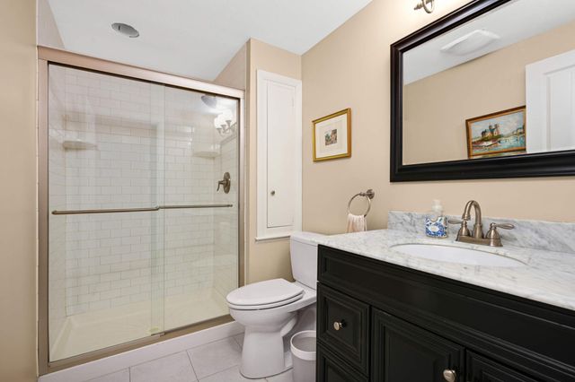 5315 Malibu Drive, Edina, MN 55436