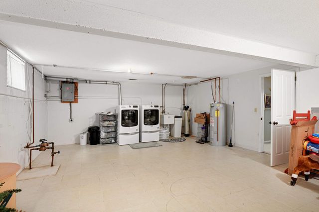 5315 Malibu Drive, Edina, MN 55436