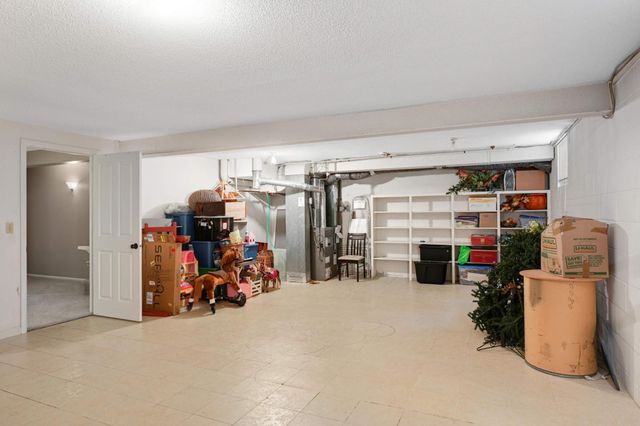 5315 Malibu Drive, Edina, MN 55436