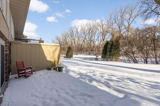 5315 Malibu Drive, Edina, MN 55436