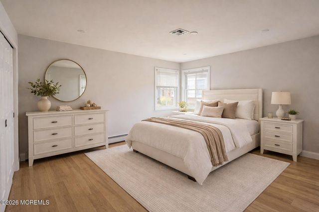 8 Virgin Islands Drive, Toms River, NJ 08757