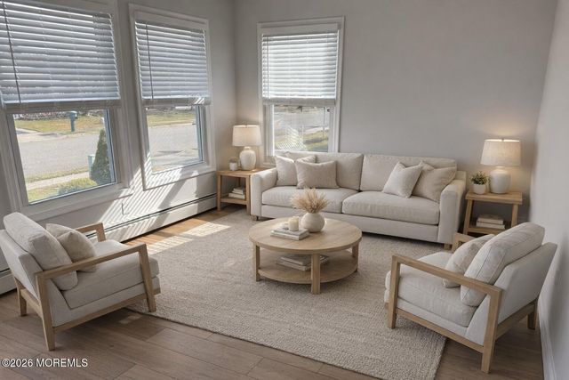 8 Virgin Islands Drive, Toms River, NJ 08757