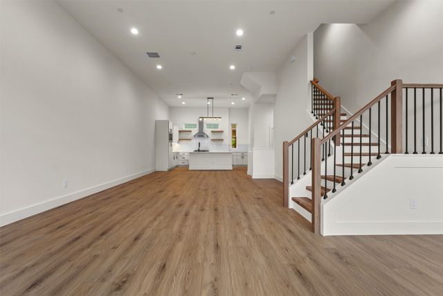 2203 Hondo Avenue 206, Dallas, TX 75219