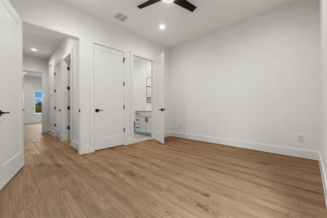 2203 Hondo Avenue 206, Dallas, TX 75219