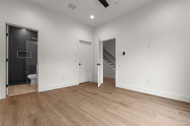 2203 Hondo Avenue 206, Dallas, TX 75219