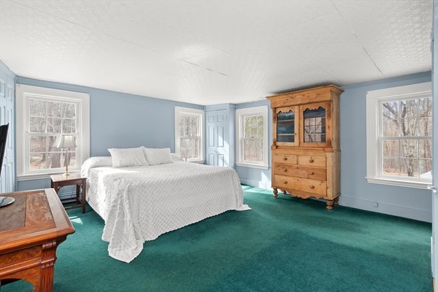 55 Colrain Rd, Topsfield, MA 01983