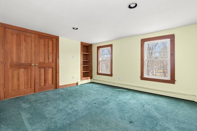 55 Colrain Rd, Topsfield, MA 01983