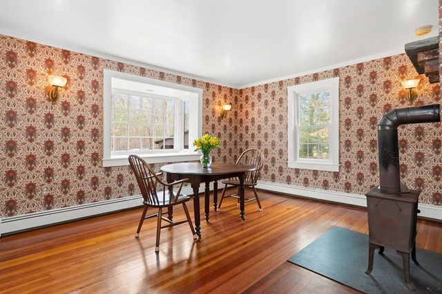 55 Colrain Rd, Topsfield, MA 01983