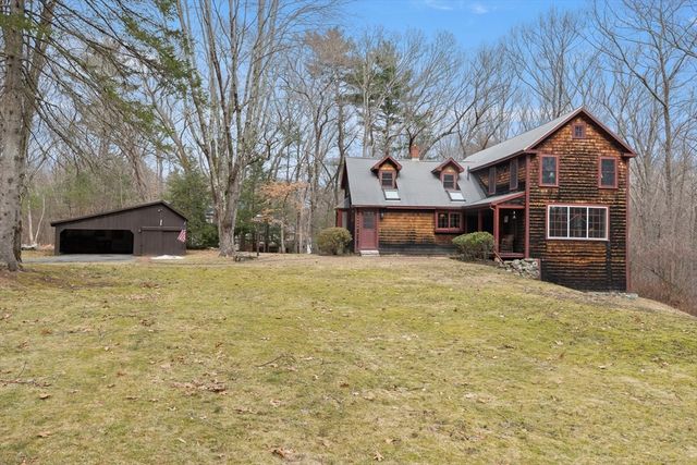 55 Colrain Rd, Topsfield, MA 01983