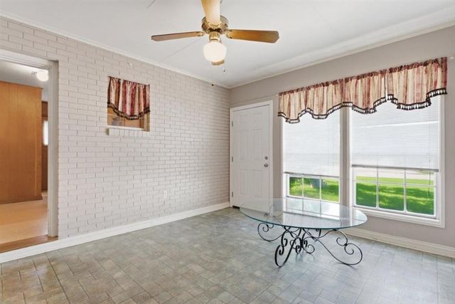 3591 Lake Street, Lake Charles, LA 70605
