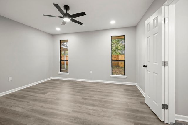 3124 Montreal Dr, Baton Rouge, LA 70819