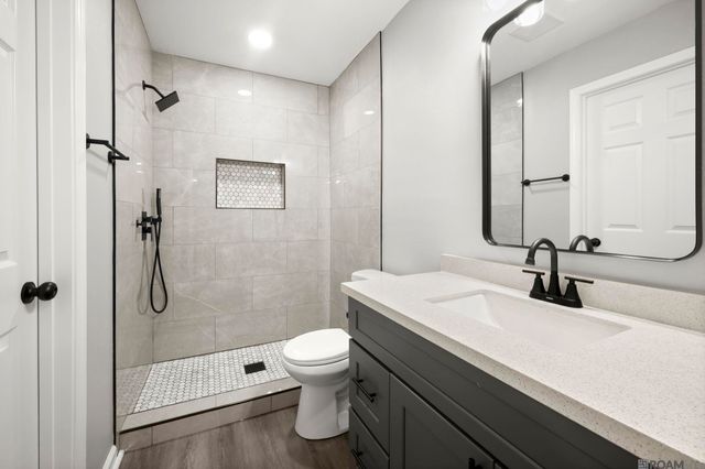 3124 Montreal Dr, Baton Rouge, LA 70819