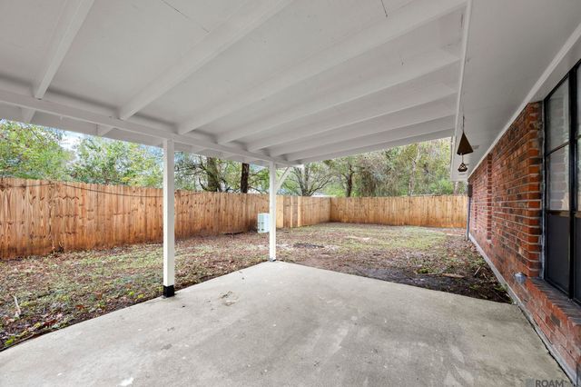 3124 Montreal Dr, Baton Rouge, LA 70819