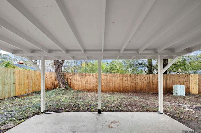 3124 Montreal Dr, Baton Rouge, LA 70819