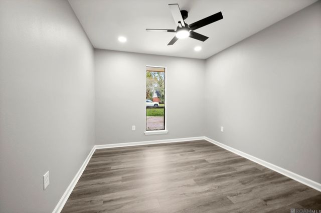 3124 Montreal Dr, Baton Rouge, LA 70819