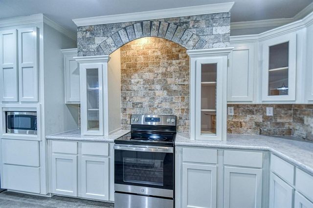 17902 Lexie Lane, Lexington, OK 73051