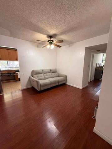 16909 N Bay Rd 211, Sunny Isles Beach, FL 33160