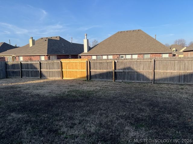 4762 S 203rd East Avenue, Broken Arrow, OK 74014