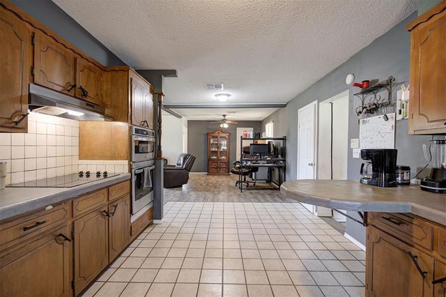 34304 Lake Road, Shawnee, OK 74801