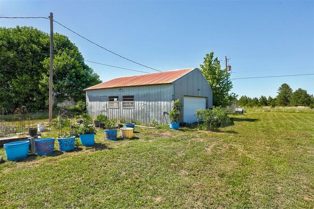 34304 Lake Road, Shawnee, OK 74801