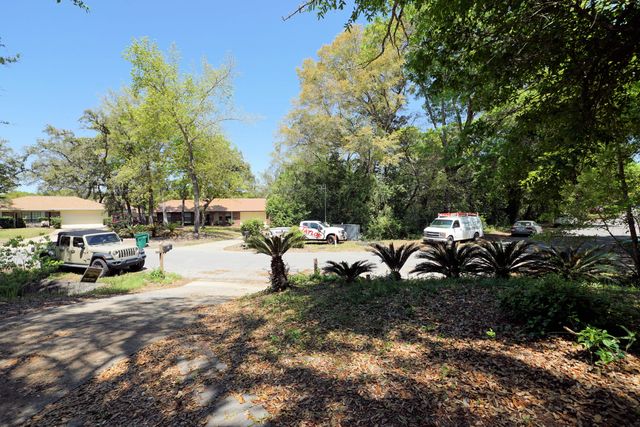 111 Beverly Drive, Niceville, FL 32578