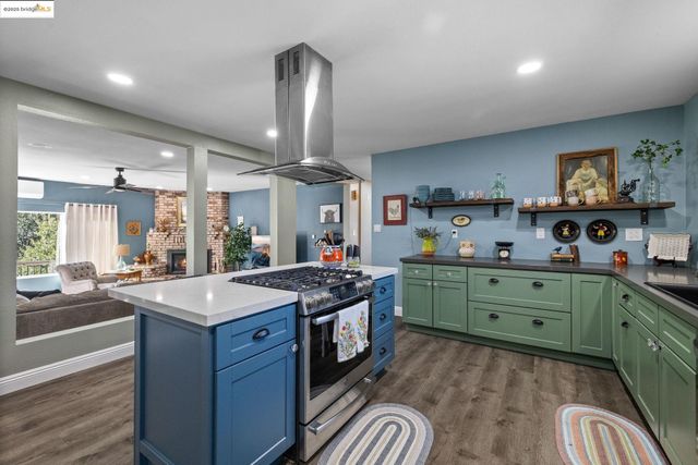 20330 Westview Dr, Tuolumne, CA 95379