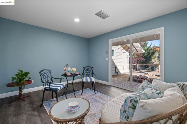 20330 Westview Dr, Tuolumne, CA 95379