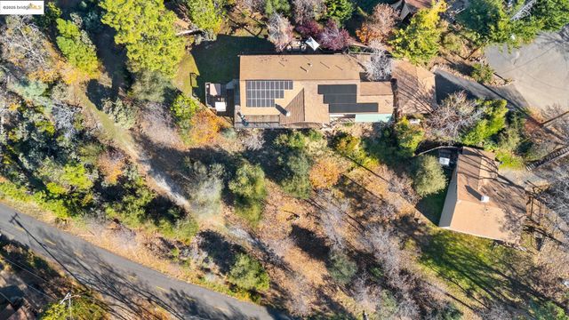 20330 Westview Dr, Tuolumne, CA 95379