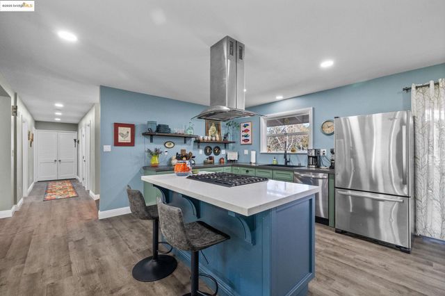 20330 Westview Dr, Tuolumne, CA 95379