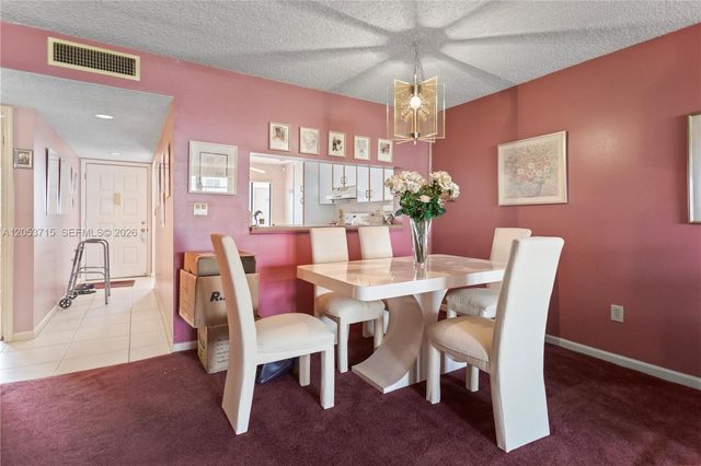 10830 W Clairmont Circle 206, Tamarac, FL 33321