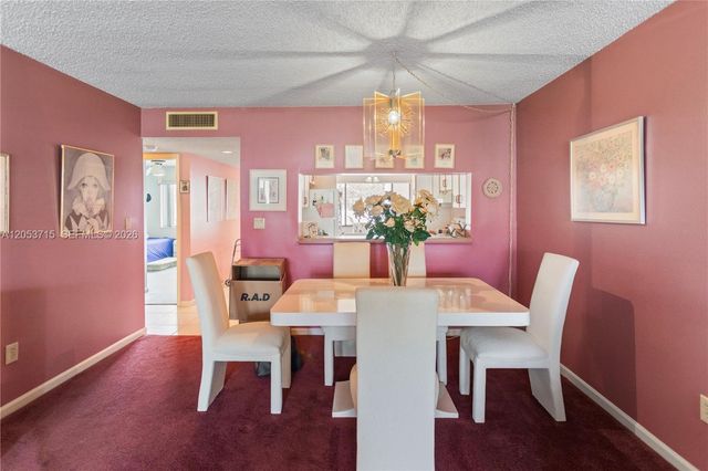 10830 W Clairmont Circle 206, Tamarac, FL 33321