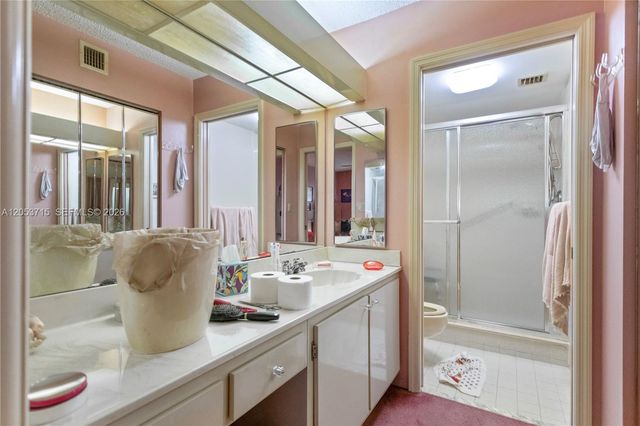 10830 W Clairmont Circle 206, Tamarac, FL 33321