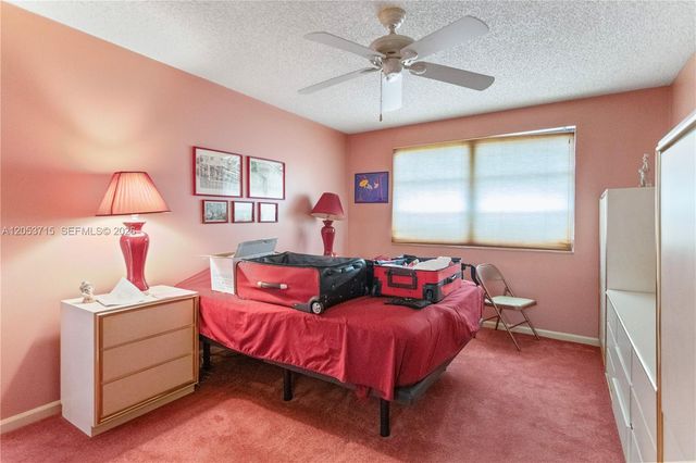 10830 W Clairmont Circle 206, Tamarac, FL 33321