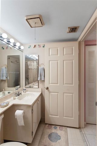 10830 W Clairmont Circle 206, Tamarac, FL 33321