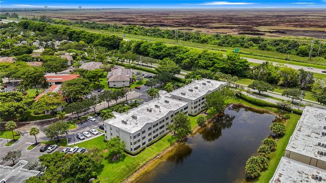 10830 W Clairmont Circle 206, Tamarac, FL 33321