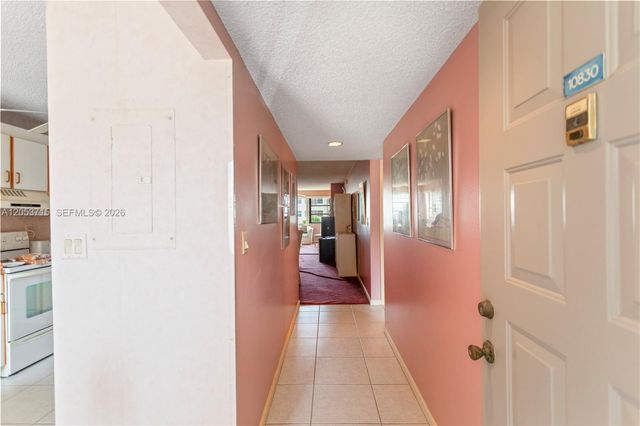 10830 W Clairmont Circle 206, Tamarac, FL 33321