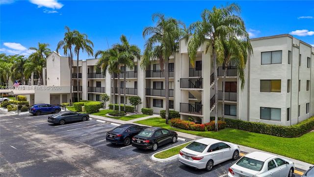 10830 W Clairmont Circle 206, Tamarac, FL 33321