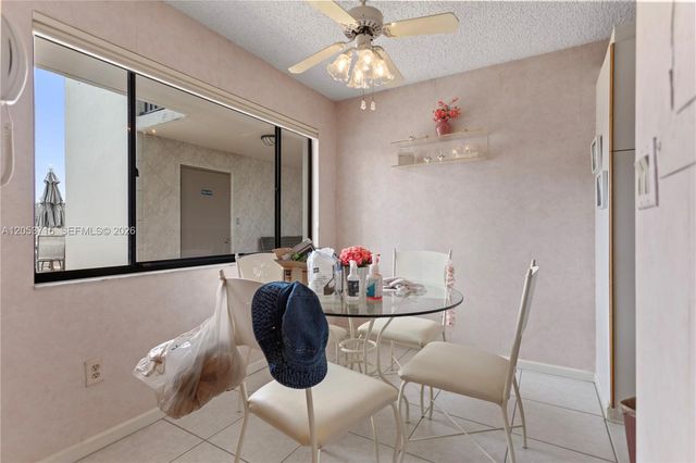 10830 W Clairmont Circle 206, Tamarac, FL 33321