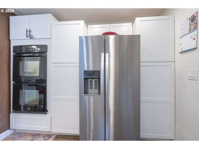 1470 AERIAL Way Se, Salem, OR 97302