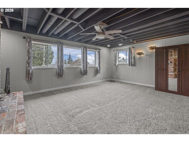 1470 AERIAL Way Se, Salem, OR 97302