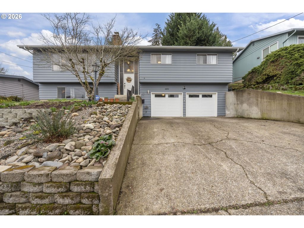 1470 AERIAL Way Se, Salem, OR 97302