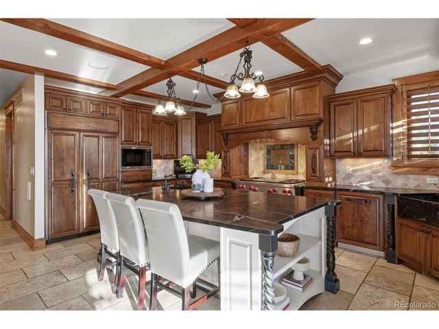 5700 Amber Ridge Dr, Castle Pines, CO 80108