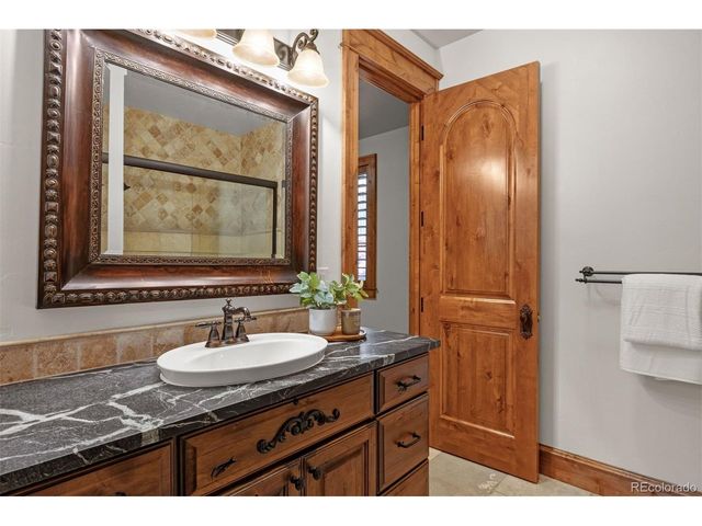 5700 Amber Ridge Dr, Castle Pines, CO 80108